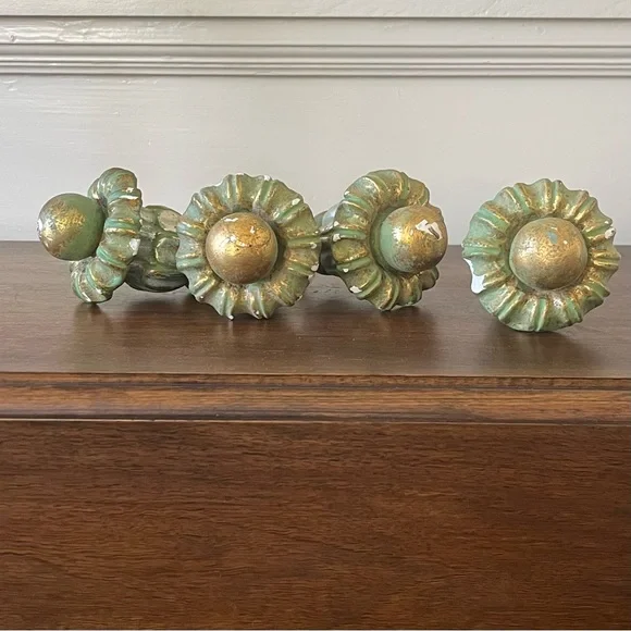 Set of 4 Vintage Plaster Curtain Tiebacks or Finials - Picture 1 of 11